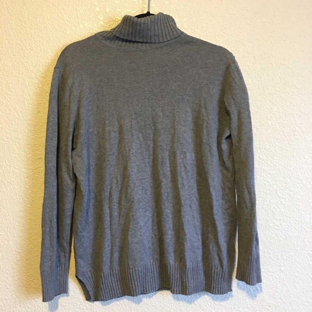 GAP Grey Turtleneck